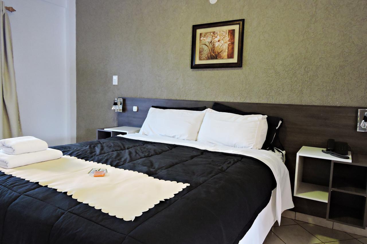 Presidente Franco Hotel Piro'Y المظهر الخارجي الصورة